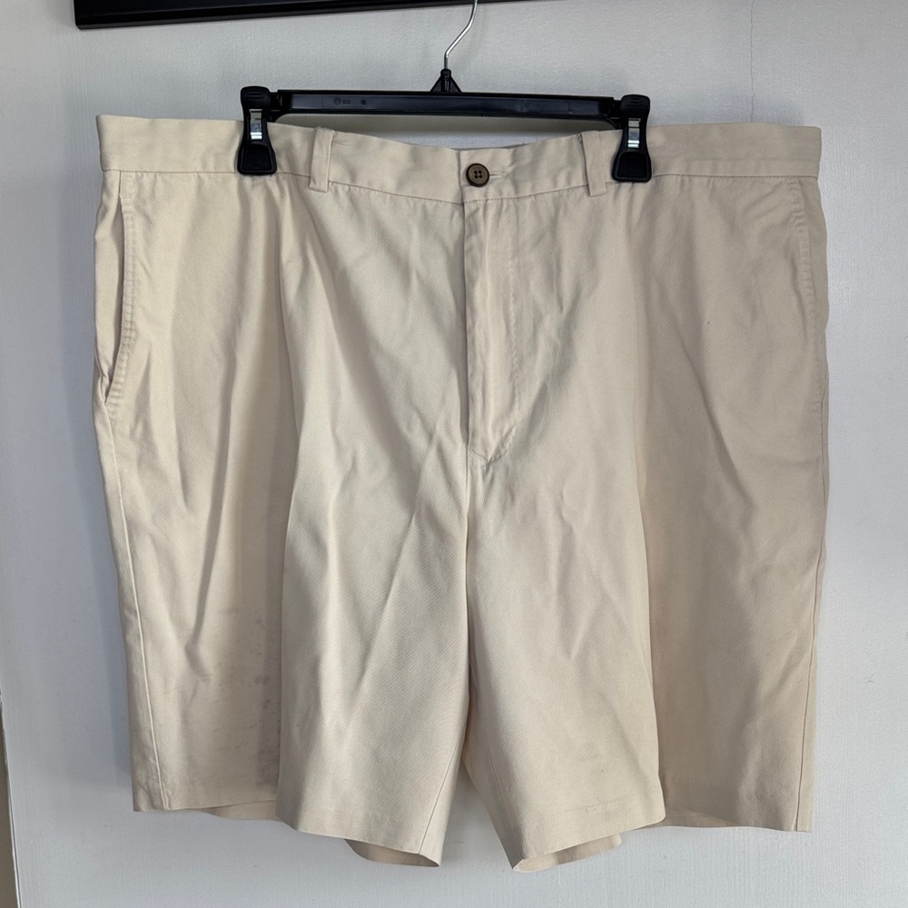 Tommy Bahama Cream Flat Front Shorts